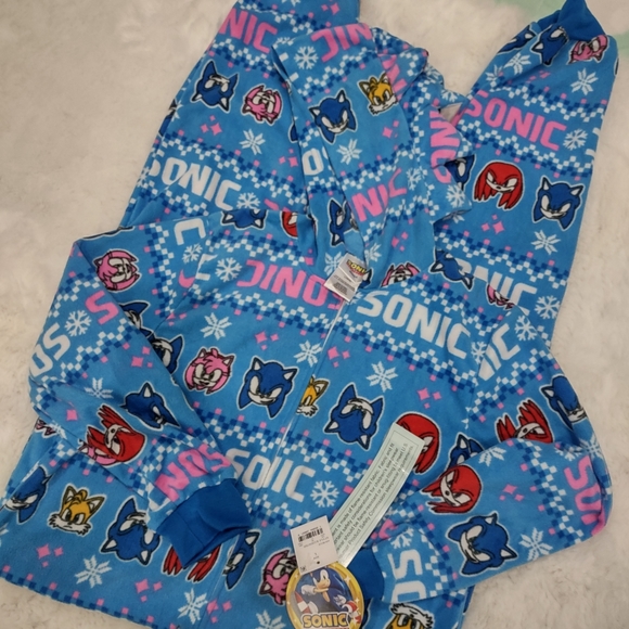 Sonic Editions Other - New Sonic the Hedgehog Chrismas Onesie